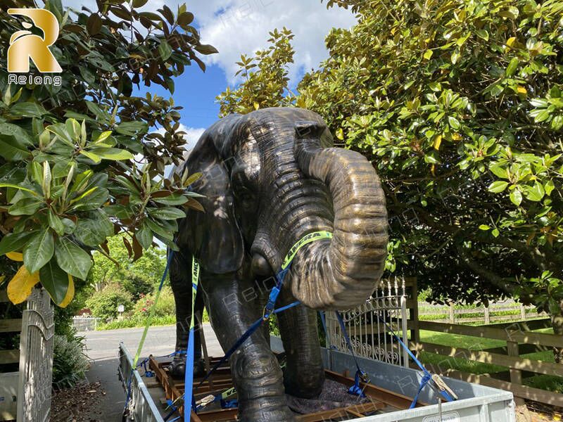 client feedback after the large bronze sculpture installed (4)